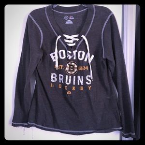 Medium Boston Bruins Shirt with laces neckline